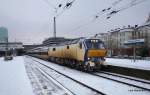 nord-ostsee-bahn-nob MaK DE 2700-10 der NOB steht am 3.01.10 mit ihrer NOB 80514 nach Westerland/Sylt abfahrbereit in Hamburg-Altona auf Gleis 6.