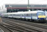 Die 185-CL 003 schiebt ihren RE13 Ersatz mit NOB Nord-Ostsee-Bahn ...