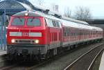 Die 218 139-4 zieht ...  Eric Otten 17.01.2011