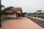 Gefliester Hausbahnsteig des Bf. ...  Karl Seltenhammer 05.03.2011