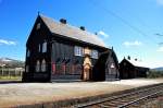 Wie der Grossteil der noch betriebenen und auch der nicht mehr betriebenen Bahnhfe im lndlichen Raum, prsentiert sich auch diese Station in einem absolut vortrefflichen Erscheinungsbild und macht einen super gepflegten Eindruck.