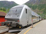 Im Bahnhof Flåm steht am 01.