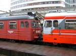 Alte Ausfhrung 69 603 und neue Ausfrung 69 681 als Doppel-Einheit am 21.06.2006 im verregneten Bahnhof Bergen.