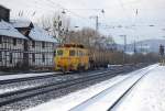Oberleitungsrevisionsfahrzeuge Ein kleines gelbes Gef�hrt von Balfour Beatty am 30.01.2010 durch Kreiensen