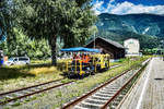 Ein schon etwas besonderer Moment, der erste Zug aus Hermagor kommend, erreicht nach ca. eineinhalb Jahren Stillstand, den Bahnhof Kötschach-Mauthen.

X 626.109 erreicht als Mess 9901 (Hermagor - Kötschach-Mauthen), den Endbahnhof.
Aufgenommen am 18.7.2018.

Mehr zu unserer ersten Fahrt gibts hier zum nachlesen ;-)
<a href= http://www.gailtal-journal.at/kultur/das-postkastl-auf-schiene/72116/  rel= nofollow >www.gailtal-journal.at/kultur/das-postkastl-auf-schiene/7...</a>

<a href= http://www.gailtalbahn.at/  rel= nofollow >www.gailtalbahn.at/</a>
<a href= https://www.facebook.com/vereingailtalbahn/  rel= nofollow >www.facebook.com/vereingailtalbahn/</a>