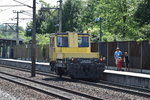 X627 701-6 bei der Durchfahrt durch den Bahnhof Bad Schallerbach-Wallern am 7. Juni 2016 um 11:07