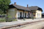 Einst BB-, nunmehr NVOG-Bahnhof Emmersdorf a.d. Donau am 27.Juli 2013.