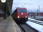 185 605 HGK fhrt mit dem Schnee-Express von Hamburg nach Bludenz in Innsbruck Hbf ein. 31.1.2009