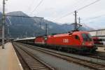 1116 133-8 und 1144 235-9 stehen am 29.6.2011 mit dem Venice-Simplon-Orient-Express (Venedig-London) im Innsbrucker HBF und wartet auf die Ausfahrt Richtung Bregenz.