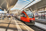 4024 017-8 fährt als REX 3010 (Linz - Salzburg Taxham Europark) in Salzburg Hbf ein.