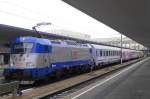 Ein Zug aus polnischen IC-Wagen mit einer tschechischen Lok (91 54 7 380 010-9 CZ-CD), aufgenommen in Wien Westbahnhof am 1.2.15.