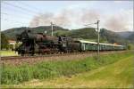 Dampflok 52.4984  Eberhard  und E-Lok 1670.025 fahren mit Sdz 16238 von Knittelfeld nach Wien Sd.
St.Margarethen 21.05.2009