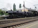 Dampflok 52.100+52.4984 stehen in Korneuburg bereit um ihren heutigen Dienst nach Ernstbrunn anzutreten; 2.5.10