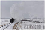 92.2271 vom MLV als Vorspann vor 93.1420 am 10.2.2013 als NF 95405, aufgenommen bei den Bögen vor Ober Nondorf.