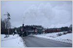 Einfahrsignal Martinice v Krkonoších die Dritte. 431.032 (ex ÖBB 93.1360) am 12.1.2019 mit ihrem Pn 59253 von Poniklá nach Martinice v Krk. 