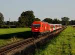 Die 2016 078 mit einem REX nach Braunau am 25.08.2017 unterwegs bei Mauerkirchen.