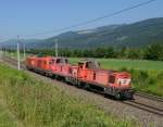  Herkules auf lepschi mit zwei reiferen  Damen   So gesehen am 27.07.2013 als die 2067 041 sowie die 2067 080 von 2016 081 nach Knittelfeld gebracht wurden, fotografiert in Foirach.