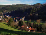 Feierabend machte am 19.12.2014 auch der Sammlergüterzug aus Oberwart, der zum nächsten Mal erst im neuen Jahr fährt. Auf dem Weg zurück nach Wiener Neustadt wurde der Zug in Aspang, auf dem Murtalbach Viadukt festgenommen.