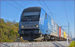 LTE 2019 903 MARIA zieht Containerzug an Črešnjevec vorbei Richtung Koper Hafen.