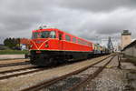 2050.09 im Bahnhof Ernstbrunn mit Ihrem Sonderzug zum Regiobahn Tag 2017.