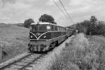 GEG 2050.05 am 31.August 2013 mit dem NVOG R 16952 kurz vor dem Bf. Emmersdorf an der Donau beim Strecken-Km. 33,4. 

