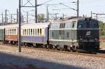 2143 040-0 mit dem Nostalgie-Express Leiser Berge am 21.Juli 2013 vor dem Bf.