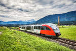 5022 026-6  Rosental  fährt als S4 4815 (Villach Hbf - Hermagor) kurz vor Nötsch vorüber.
Aufgenommen am 6.9.2017.