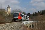 5022 001 befährt am 27.02.2015 den Talbergbach-Viadukt an der Wechselbahn.