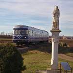 Das Heizhaus Strasshof veranstaltete mit einer zweiteiligen dem Triebwageneinheit bestehend aus dem Motorwagen 5145.11 und Steuerwagen 6645.02 eine Abschiedsfahrt auf der Pulkautalbahn - eine