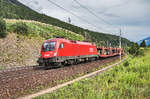 1016 042-4 fährt mit einem Autozug, bei Kolbnitz, die Tauernbahn-Südrampe hinauf.
Aufgenommen am 25.6.2017.