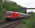 1016 016-6 mit dem IC 2082  Knigsee  in Fahrtrichtung Norden in Eichenberg. Aufgenommen am 08.05.2010.