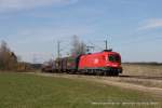 1016 011-9 (ÖBB) mit einem Güterzug in Ostermünchen, 27.