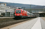 1016 046 am 1. Dezember 2011 im Heidelberger Hauptbahnhof.