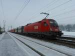 1016 011-9 zieht einen Innofreight-Containerzug durch den Bhf. Redl-Zipf; 170204