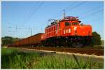 Im schönsten Abendlicht steht 1020 037 mit dem  Planstrom  Sdz 94699 (Plan 47541) von Summerau nach Linz-Stahlwerke im Bahnhof St.Georgen an der Gusen.
9.8.2010