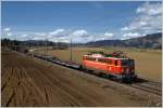 Es ist immer wieder eine feine Sache wenn eine Lok der BR 1042 ins Aichfeld kommt.Heute erfreute uns die 1042 007 am 54054 (Villach-Wien)  Zeltweg 2.4.2011 