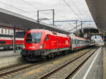 Graz. Am 24.10.2020 steht die ÖBB 1116 105 in Graz Hauptbahnhof.
