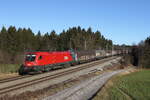 1116 192 war mit Schiebewandwagen am 31. Dezember 2021 bei Grabenstätt im Chiemgau auf dem Weg nach München.