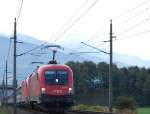 1116 093-4 hat am 10.09.09 zusammen mit einer Schwester die Aufgabe den OEC 163 Transalpin von Buchs bis Wien zu bringen, hier sind die beiden bei KM 50 der Unterinntalbahn unterwegs und werden als