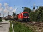 Die 1116 275 (Max) am 11.09.2010 mit einem Kesselwagenzug unterwegs bei Pleinting. 