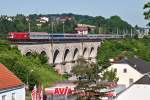 AVIA, Hans Albers;-) EN 491 berquert das Viadukt in Neulengbach. Die Aufnahme entstand am 16.06.2012.