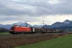 1116 120-7 mit einem kurzen Gterzug bei Weisham, aufgenommen am 2. Januar 2013.