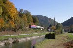 Sonderzug mit Rail-Cargo-Hungaria 16er in Herbstlicher Stimmung bei Schlglmhl am 12.10.13