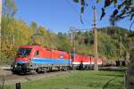 1116.049 ein seltener Gast am Semmering,fährt mit 1144.250+115 und G-55501 durch den herbstlichen Bhf.Klamm/Sch.