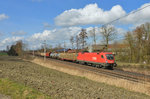 1116 268 mit einem Güterzug am 04.03.2016 bei Kimpling. 