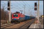 1116 010 mit Güterzug in Strasshof am 15.02.2018.
