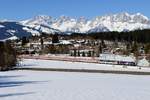 Kurz vor Kitzbühel ergibt sich dieser Blick auf den Wilden Kaiser.