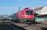1116 003  Rail Cargo Austria  brachte am 27.02.2010 den Schnellzug 346  Dacia  nach Wien Westbahnhof.