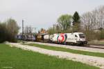 1116 264 mit einem KLV Zug am 26.04.2013 bei Ostermnchen.