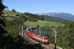 Eine der letzten Blutorangenen 1142,die 575 fährt mit einer 1116 mit G-46751 am Eichberg bergwärts. 15.8.17